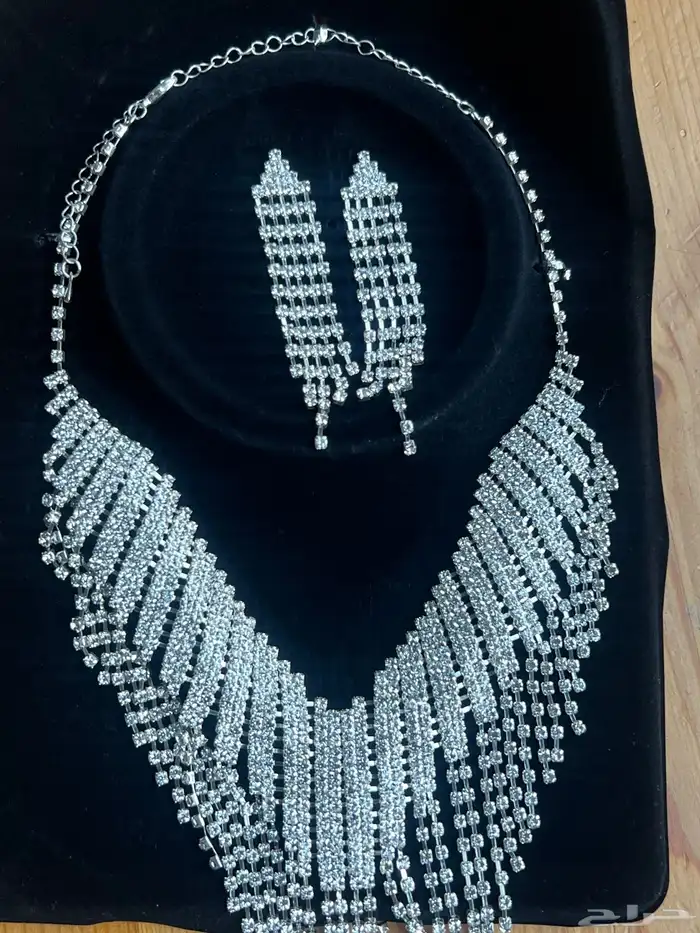 اكتسوار للعروس فضي 0