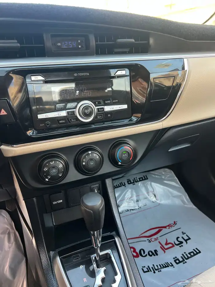 للبيع كورلا 2014 استندر وكاله 6