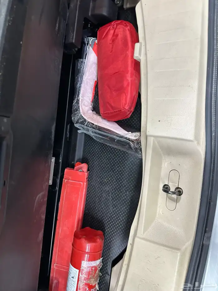 اكس تريل 2020 نص فل دبل لدى معرض(عبيد الرشيدي) 36