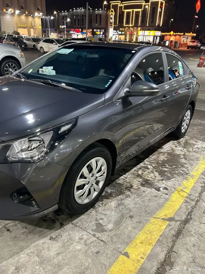 اكسنت 2023 Smart رمادي 2