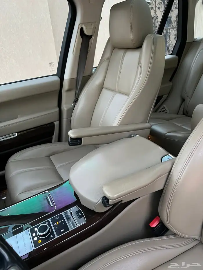 رنج روفر ( فوج ) الموديل 2016 نظيف 32