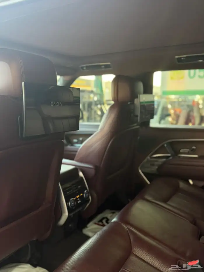 رنج روفر - 2023 - فل كامل - 8 سلندر 12