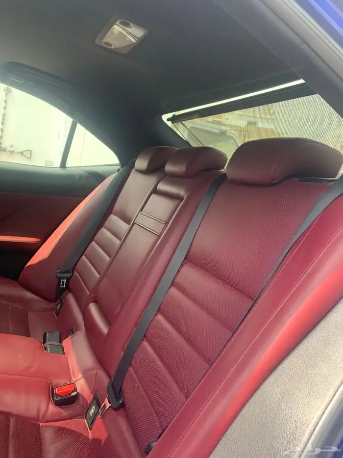 لكزس iS F. سبورت 2015 عبد اللطيف جميل 29