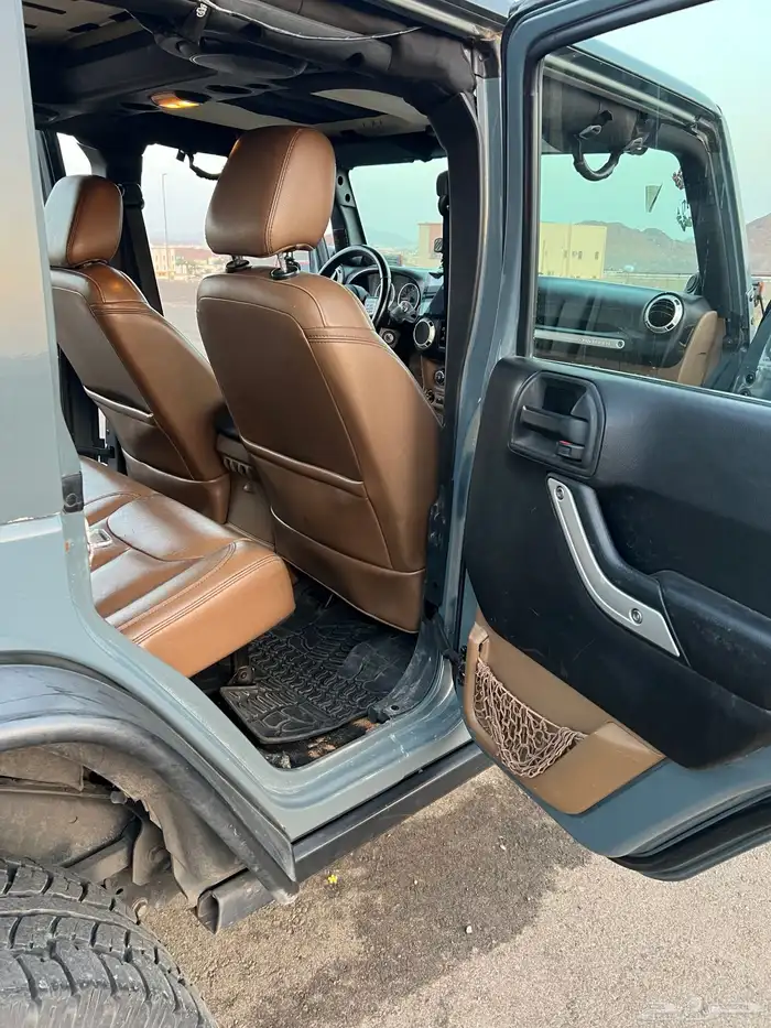 جيب رانجلر روبيكون 2014 معدل لوحة مميزة 13