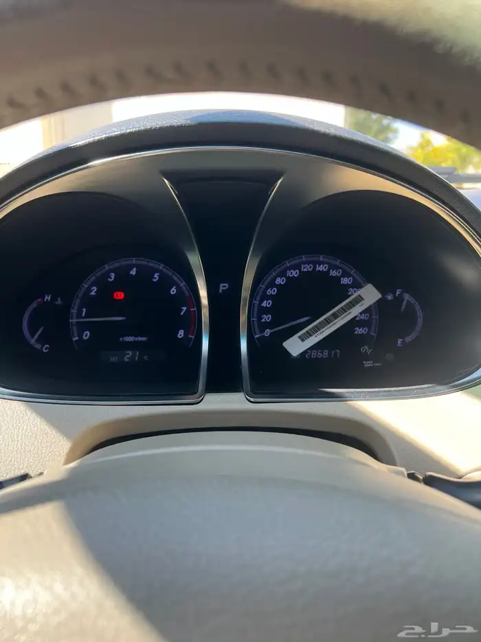 تويوتا افالون 2012 نظيفه جدا 17