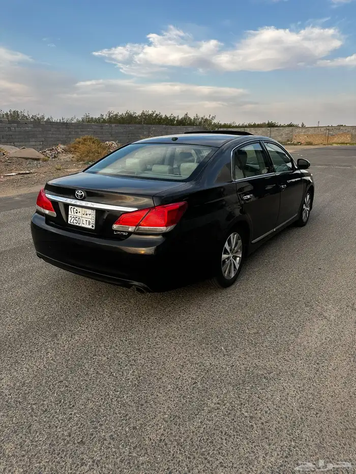 افالون مديل 2011 5