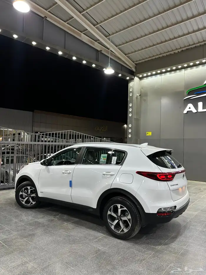 كيا سبورتاج 2022 دبل لدى معرض(عبيد الرشيدي) 5