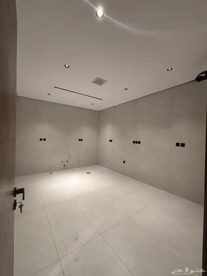 للإيجار شقة فاخرة في ارقى احياء جدة 8