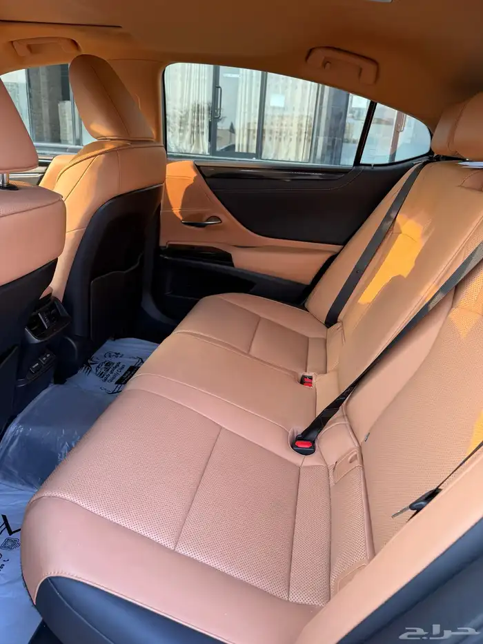 لكزس 2023 es300 هايبرد 6