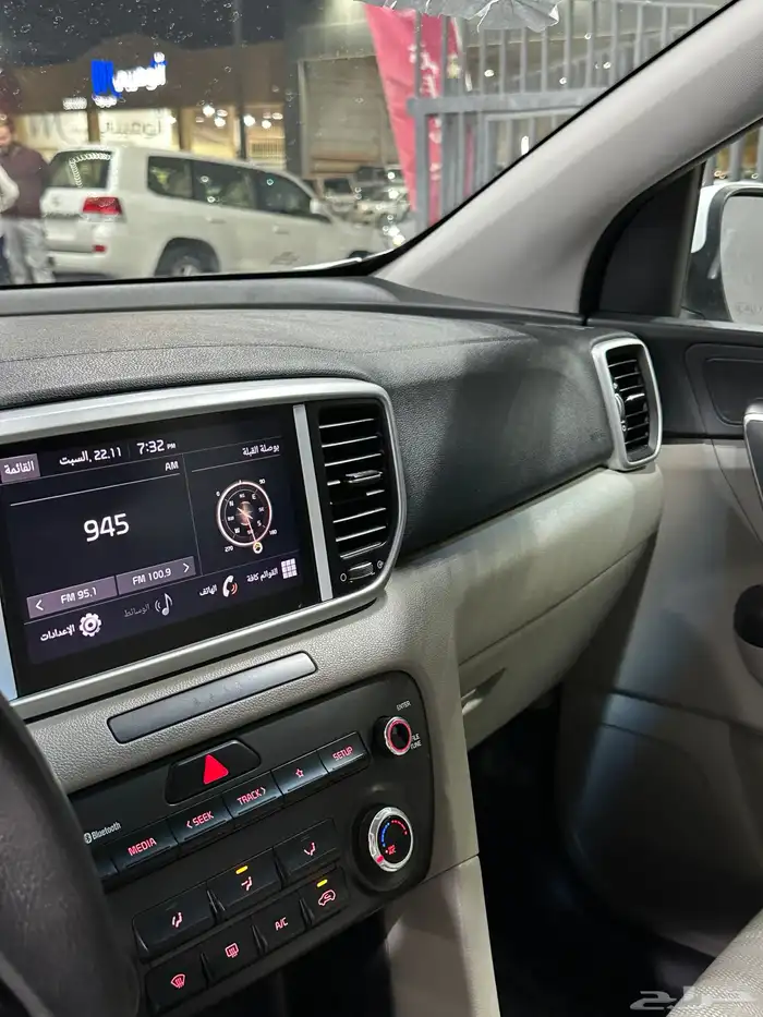 كيا سبورتاج 2022 دبل لدى معرض(عبيد الرشيدي) 27