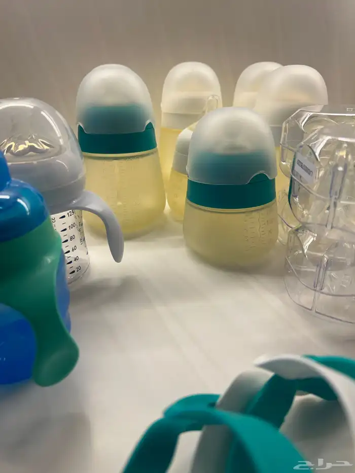 wearable pumps and bottles 3