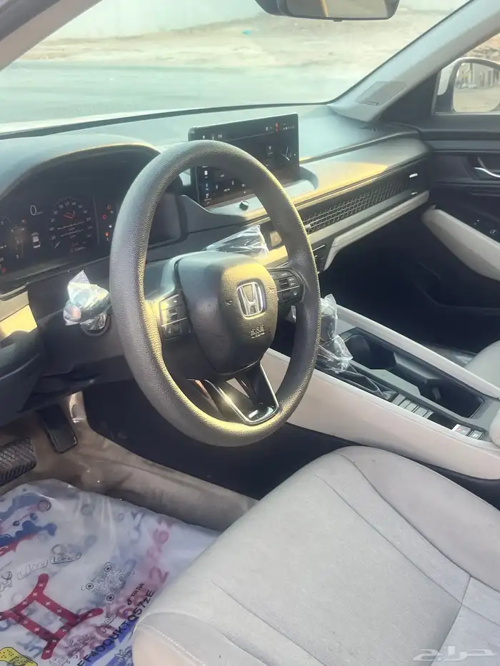 هوندا اكورد 2023 نص فل ممشى 35الف الشكل الجديد 16