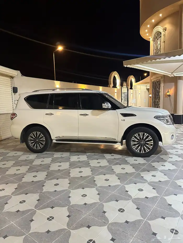 جيب بترول بلاتينيوم للبيع موديل 2015 لامانع من البديل 8