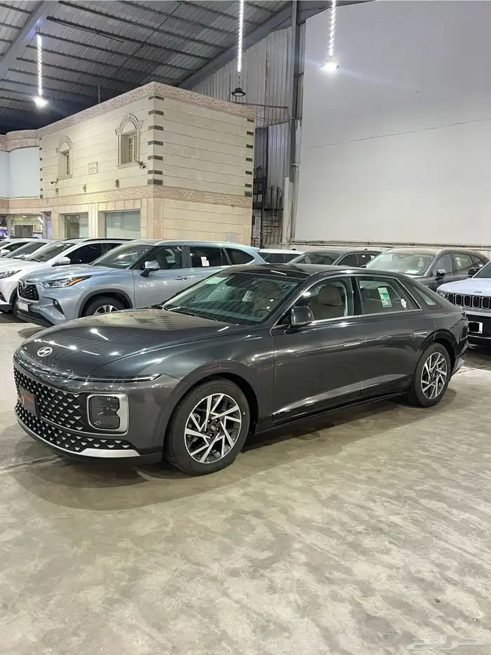 هيونداي ازيرا 2024 كلاسيك جديد ( اقل سعر ) 1