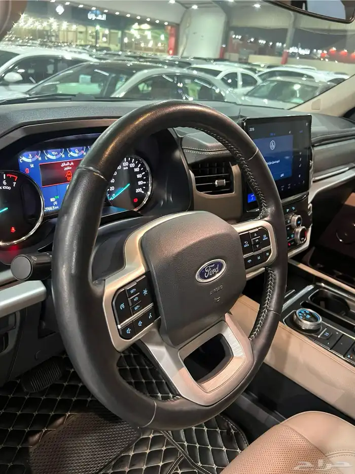 فورد اكسبيدشن 2022 فل كامل XLT دبل شبه جديد 4