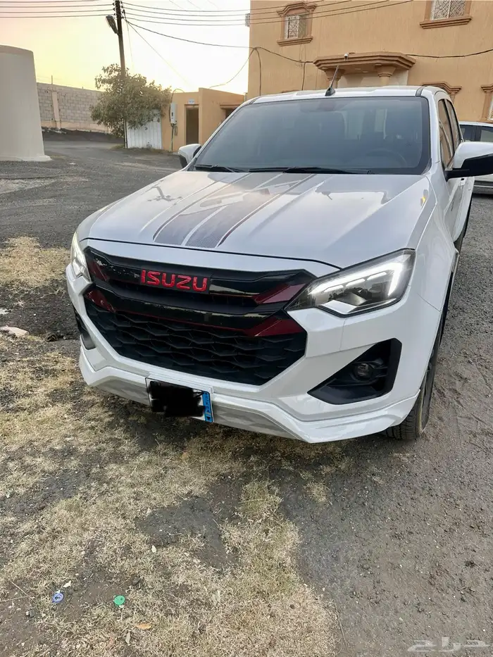 ايسوزو ديماكس جي تي 2025 3