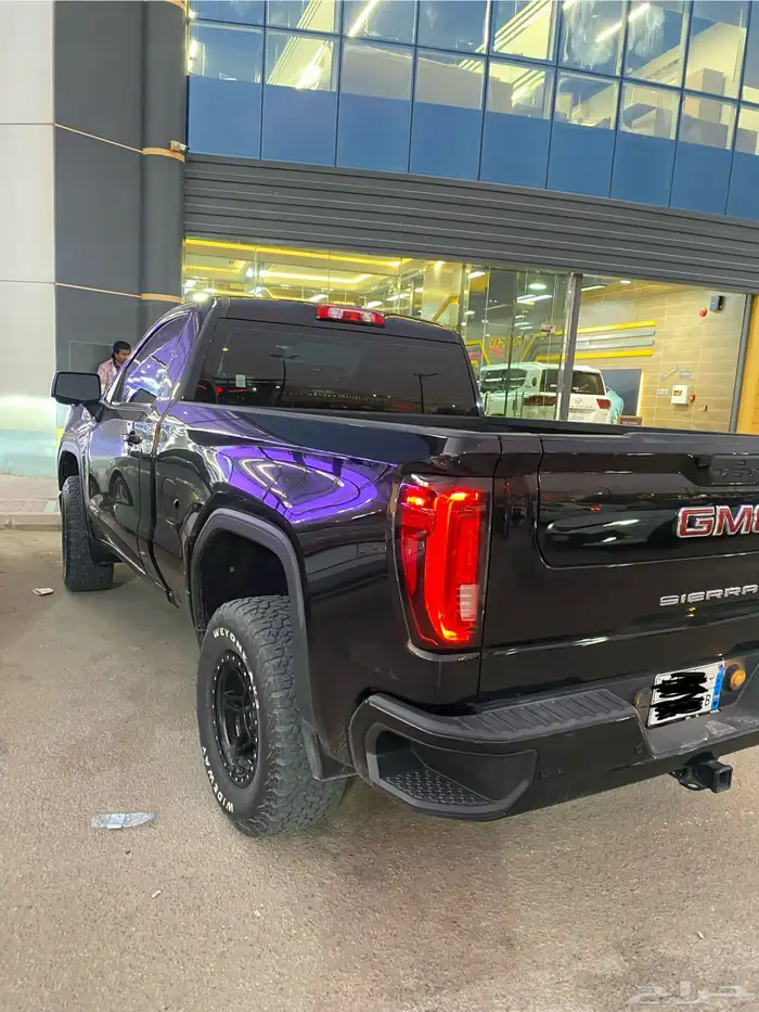 سييرا اسود 2021 AT4 4