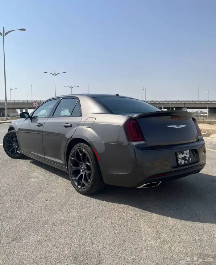 كرايزلر S300 موديل 2022 (فل كامل) 2
