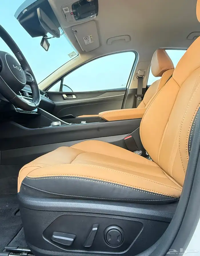 كيا K5 ( بنزين ) 2022 فل كامل بدون بانوراما 15