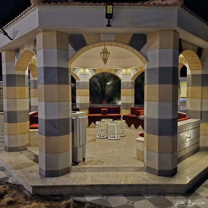 استراحة وقاعة مناسبات للبيع في حي السكب 33