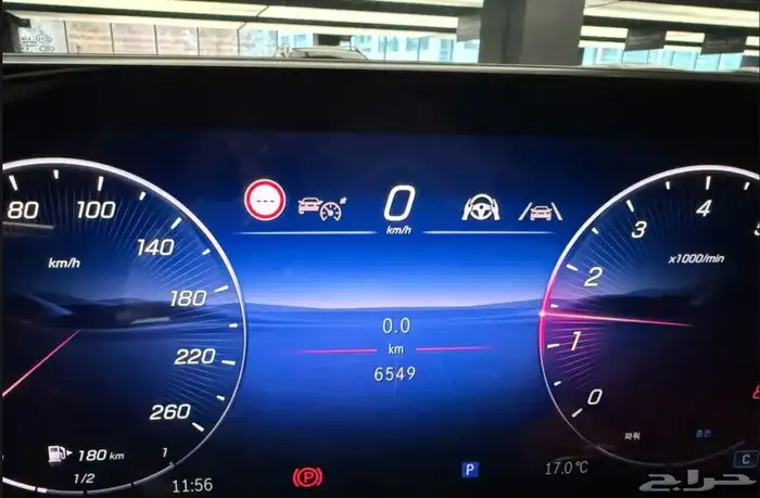 مرسيدس C200 2025 8