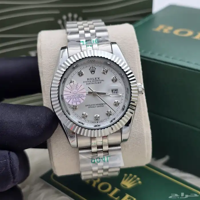 ساعات رولكس وكارتير 50  خصم من ساعه لون واحد فقط متبقي 39