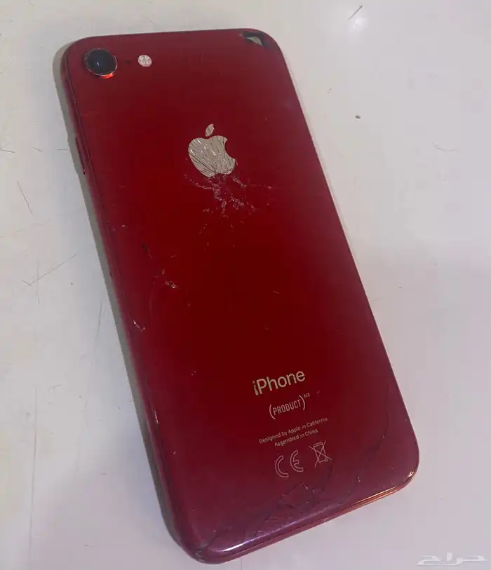 ايفون 8 العادي احمر 64 قيقا 1