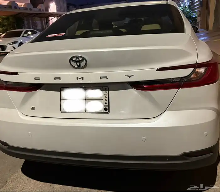 كامري 2025 فئة e 12