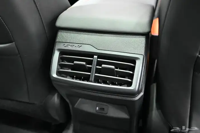 شانجان يوني في V اليت و سبورت 2026 35