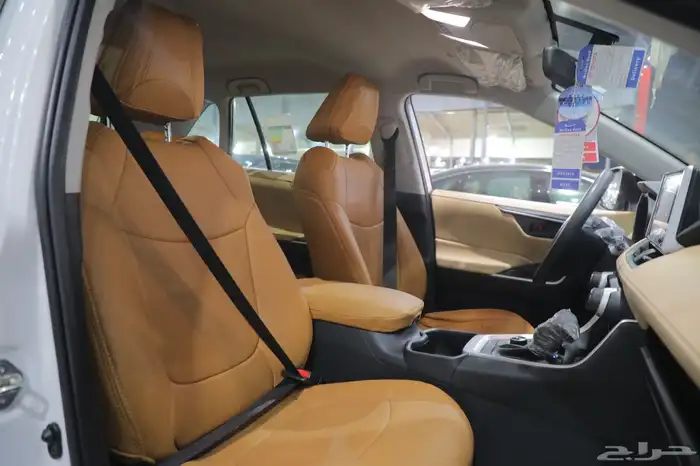 تويوتا راف فور LE هايبرد دبل 2024 شبه جديد 13