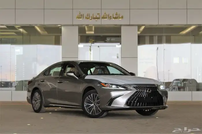 لكزس - ES250 لاكجيري - 2025 - نص فل - خليجي 9