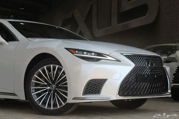 لكزس - LS500 برستيج - 2025 - خليجي 4