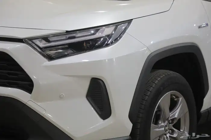 تويوتا راف فور LE هايبرد دبل 2024 شبه جديد 3