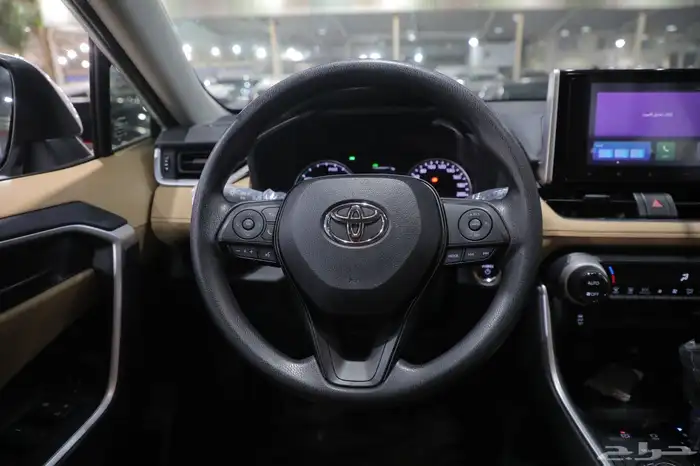 تويوتا راف فور LE هايبرد دبل 2024 شبه جديد 15