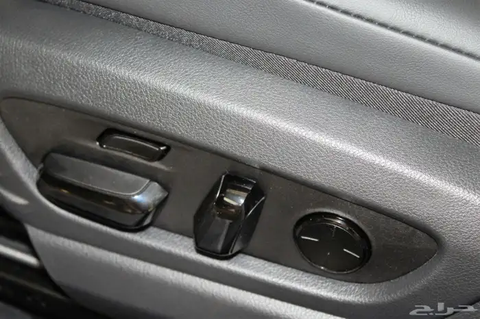 لكزس - ES250 لاكجيري - 2025 - نص فل - خليجي 18