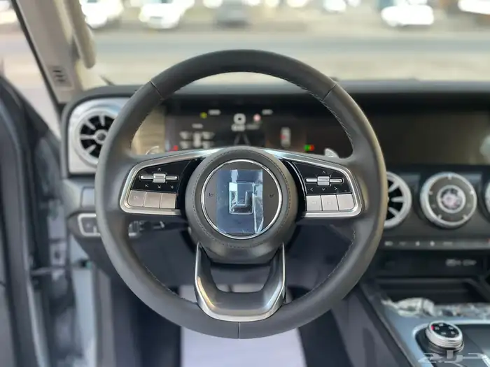 تانك 300 فل كامل موديل 2026 6