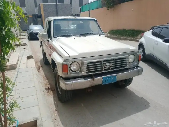 للبيع نيسان شاص بنزين موديل 1997 3