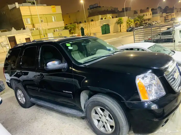 سيارة جيمس يوكون 2010 11