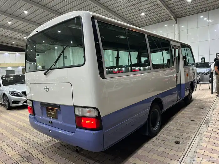 تويوتا باص كوستر موديل 2010 بنزين 12