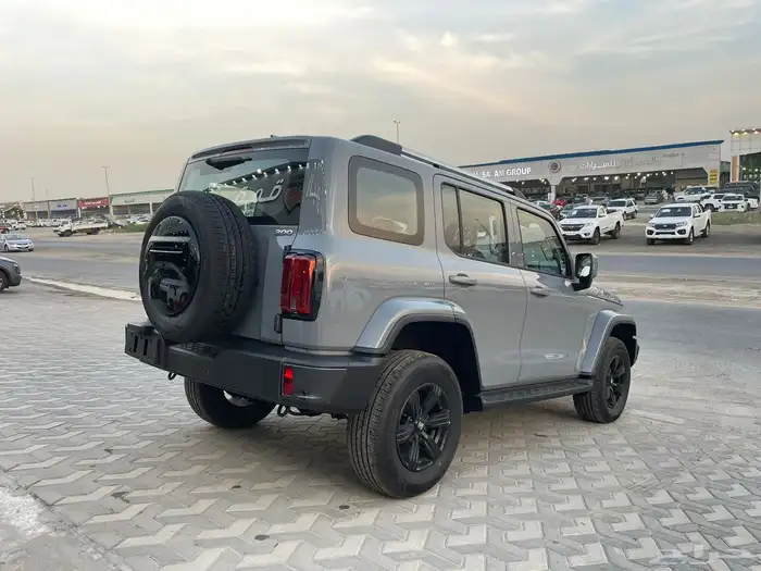 تانك 300 فل كامل موديل 2026 14