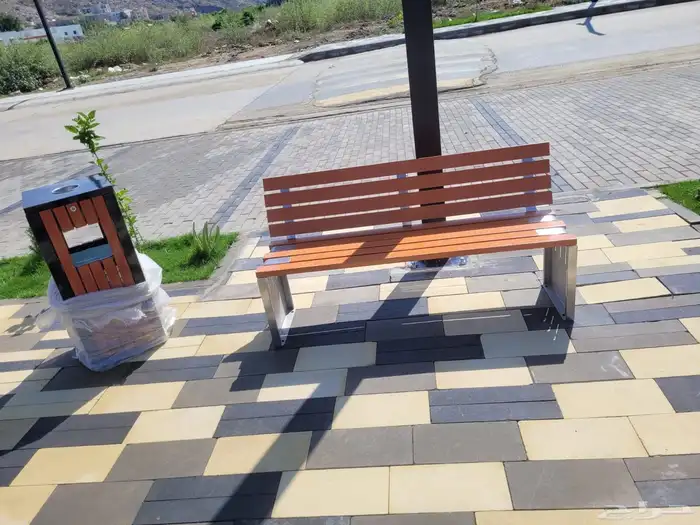 متوفر كراسي جلسات وسلات نفايات خشبية للحدائق العامة والخاصة 2