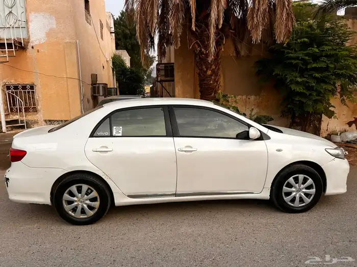 للبيع كورلا 2013 3