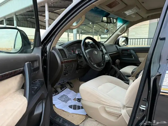 تويوتا - لاند كروزر - 2009 - جير عادي - وكاله 8