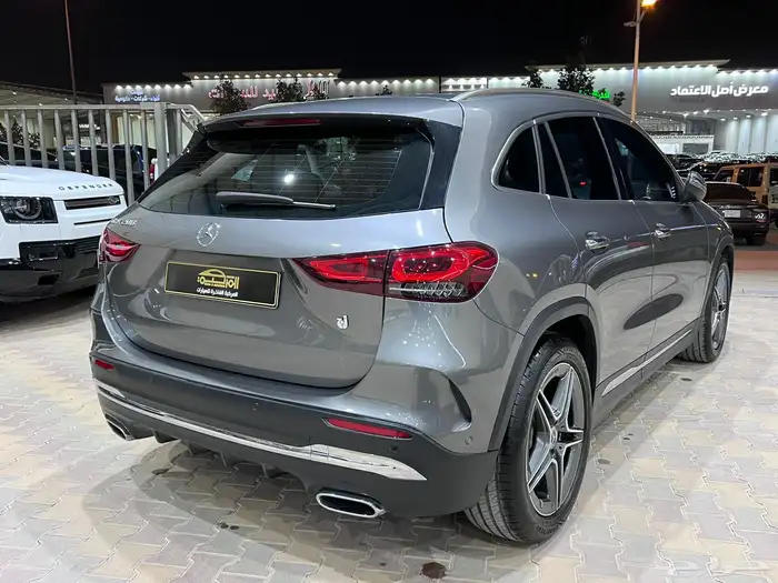 مرسيدس GLA200 موديل 2021 3