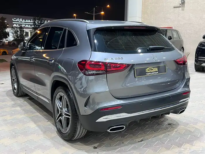 مرسيدس GLA200 موديل 2021 4