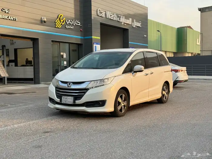 هوندا ادوسي 2016 3