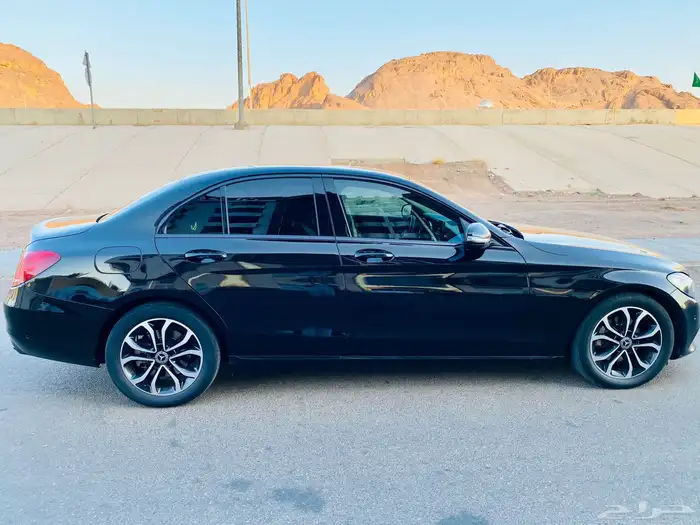 مرسيدس C200 وارد ألماني 2018 4