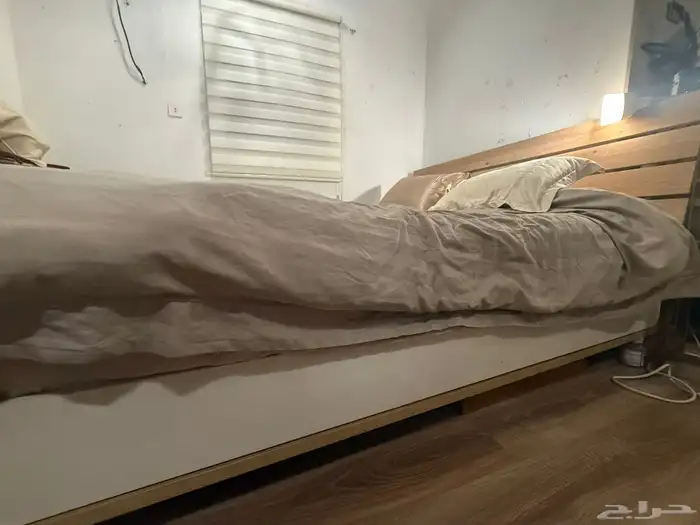 غرفة نوم سرير 180 مع المطرح وتسريحه و2 كومدي ودلاب كورنر 4