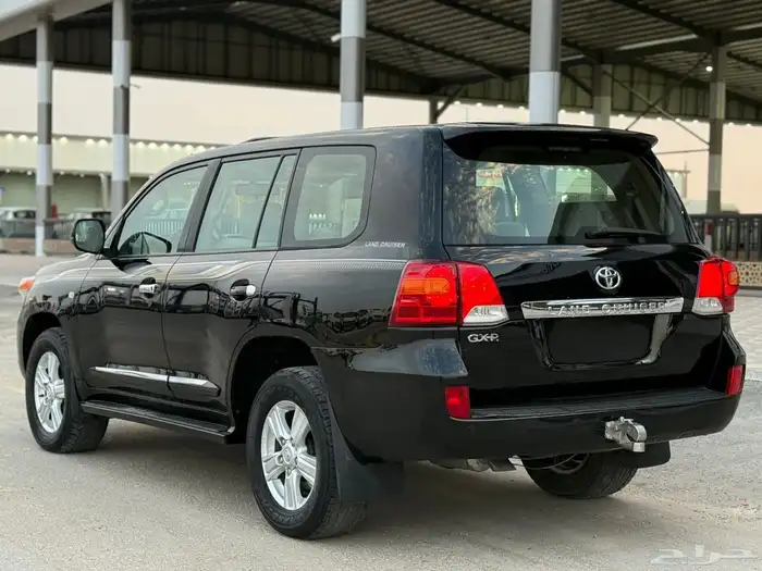 تويوتا - لاند كروزر - 2009 - جير عادي - وكاله 6