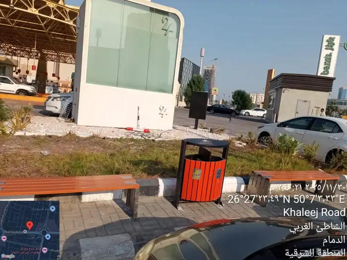 متوفر كراسي جلسات وسلات نفايات خشبية للحدائق العامة والخاصة 0